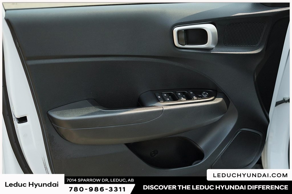2024 Hyundai Venue Essential in Leduc, Alberta - 11 - w1024h768px