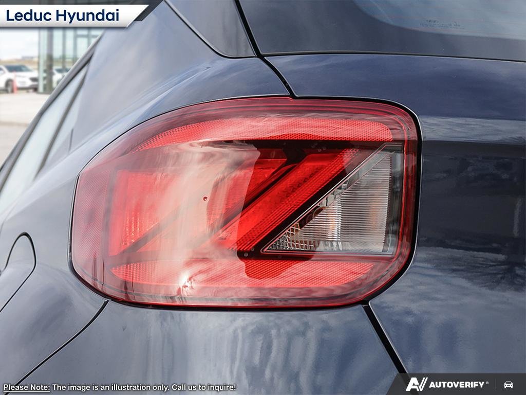 2026 Hyundai Venue Preferred Two-tone in Leduc, Alberta - 10 - w1024h768px