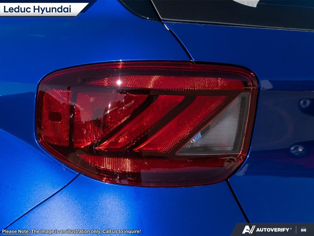 2026 Hyundai Venue Essential Two-tone in Leduc, Alberta - 11 - w1024h768px