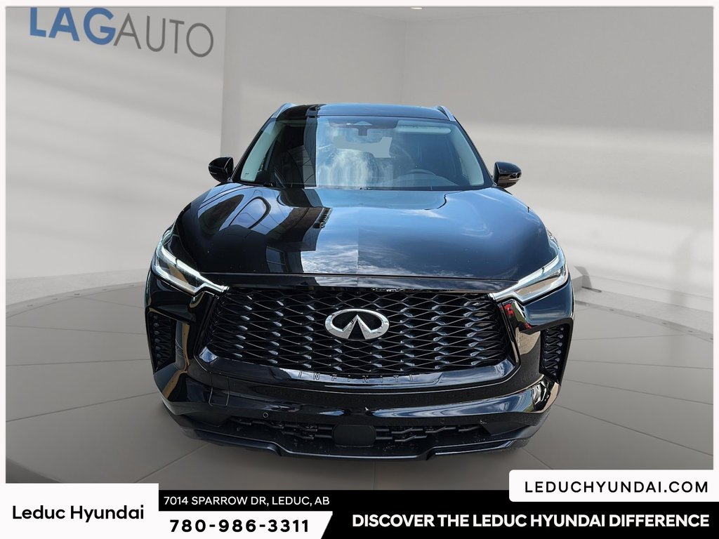 2025 Infiniti QX60 LUXE in Leduc, Alberta - 2 - w1024h768px