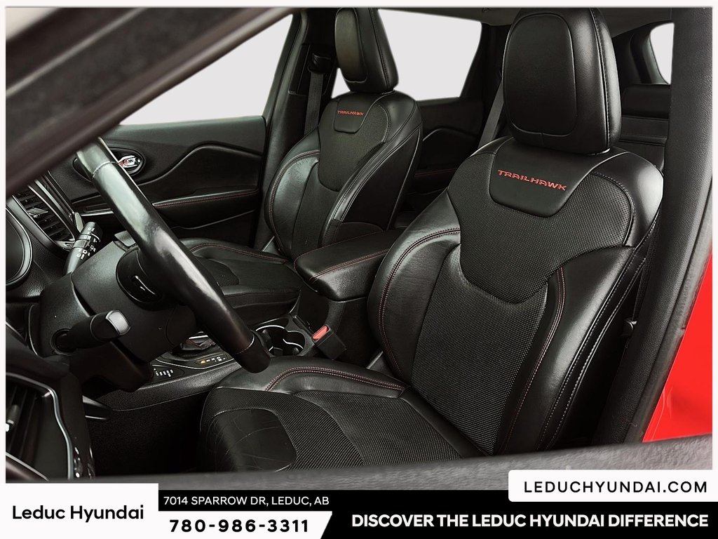 2019 Jeep Cherokee Trailhawk in Leduc, Alberta - 8 - w1024h768px