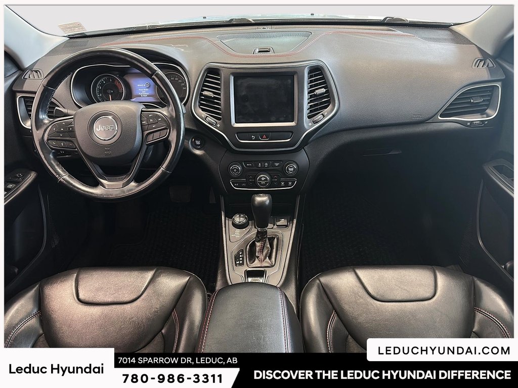 2020 Jeep Cherokee Trailhawk in Leduc, Alberta - 12 - w1024h768px