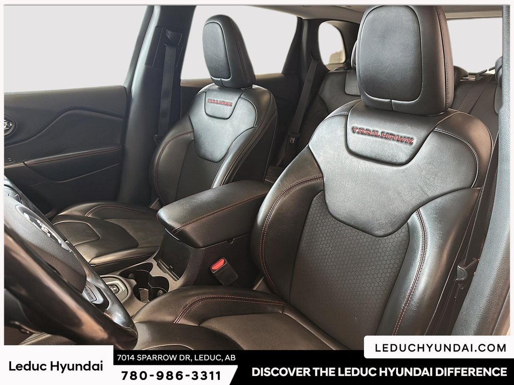 2020 Jeep Cherokee Trailhawk in Leduc, Alberta - 9 - w1024h768px
