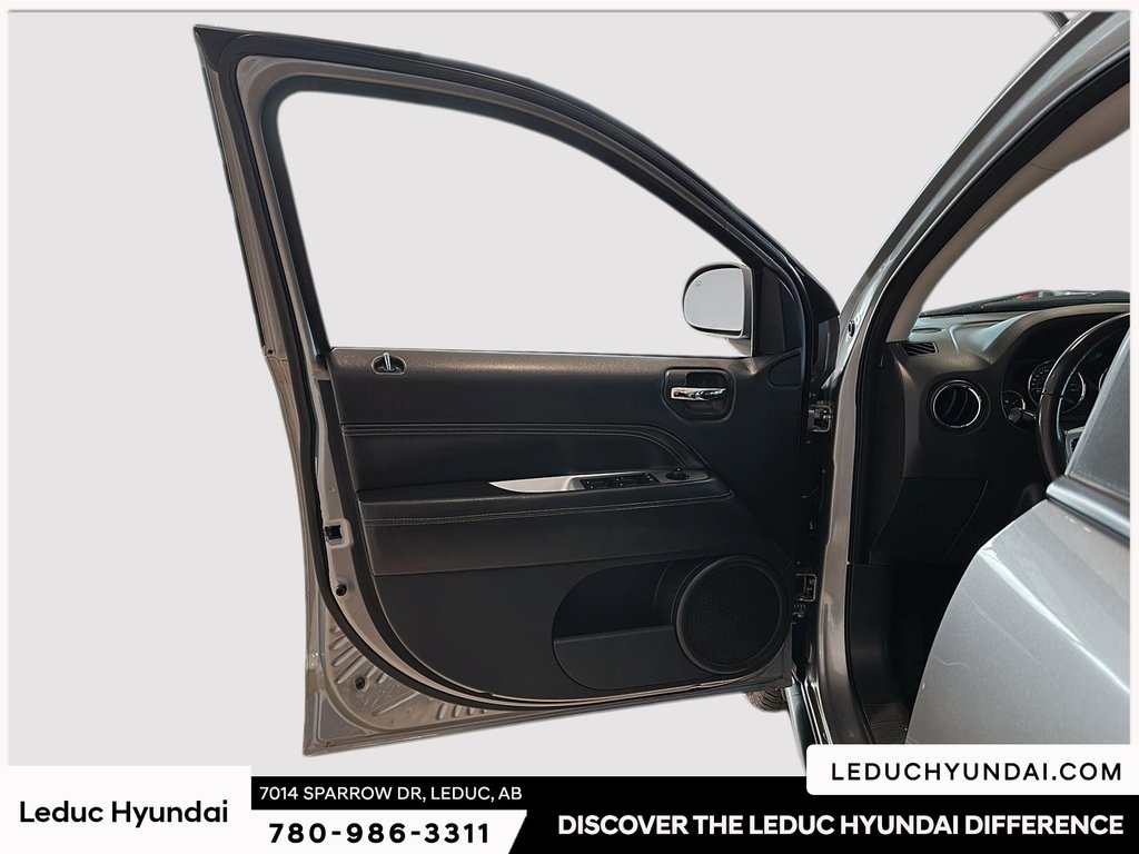 2015 Jeep Compass North in Leduc, Alberta - 11 - w1024h768px