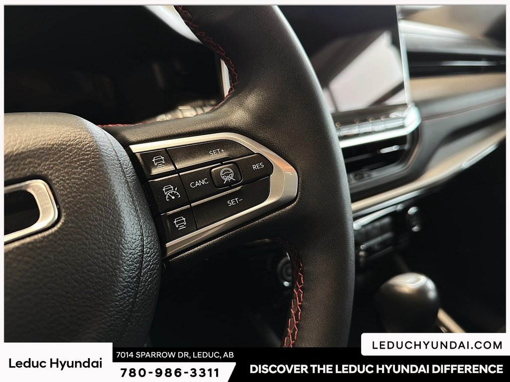 2025 Jeep Compass Trailhawk in Leduc, Alberta - 16 - w1024h768px