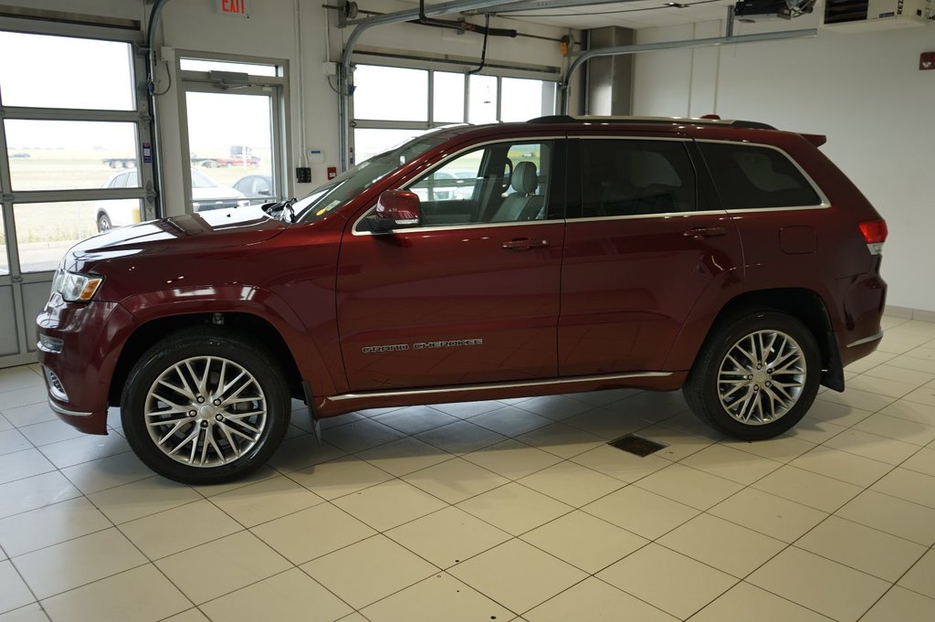 2017  Grand Cherokee Summit in Leduc, Alberta - 2 - w1024h768px