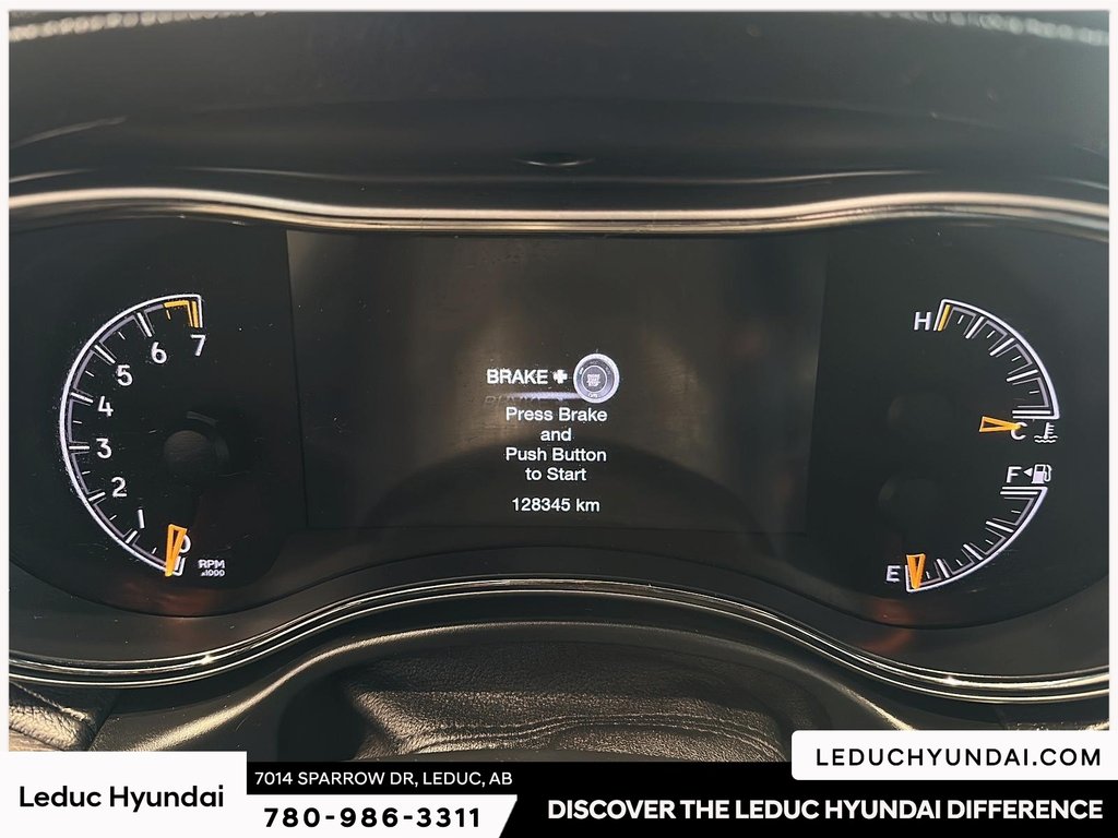 2019 Jeep Grand Cherokee Overland in Leduc, Alberta - 18 - w1024h768px