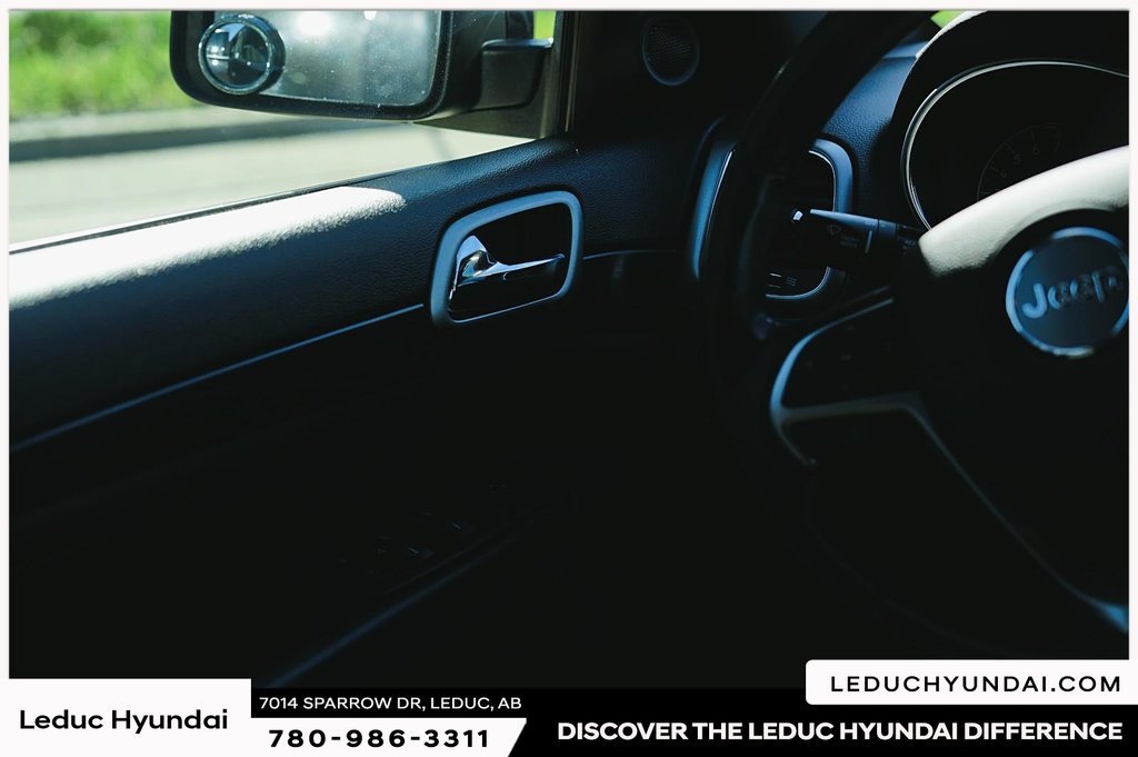 2020 Jeep Grand Cherokee Laredo in Leduc, Alberta - 16 - w1024h768px