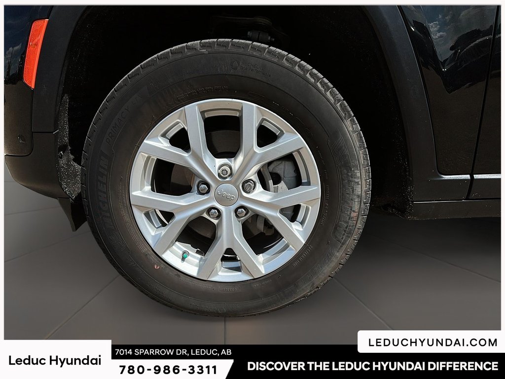 2023 Jeep Grand Cherokee Limited in Leduc, Alberta - 7 - w1024h768px