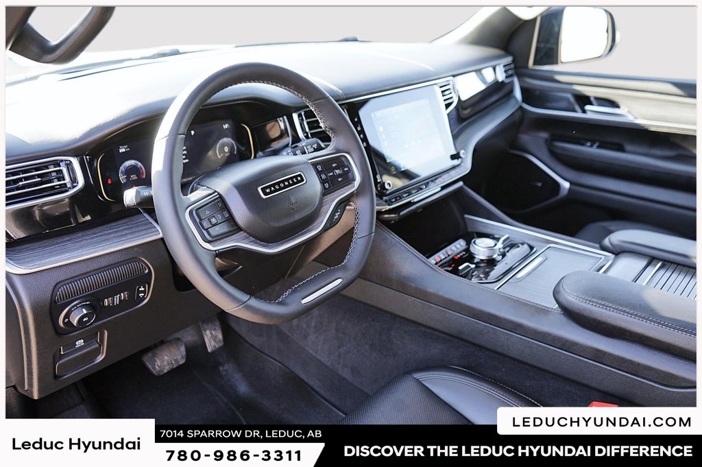 2023 Jeep Wagoneer L Series III in Leduc, Alberta - 12 - w1024h768px