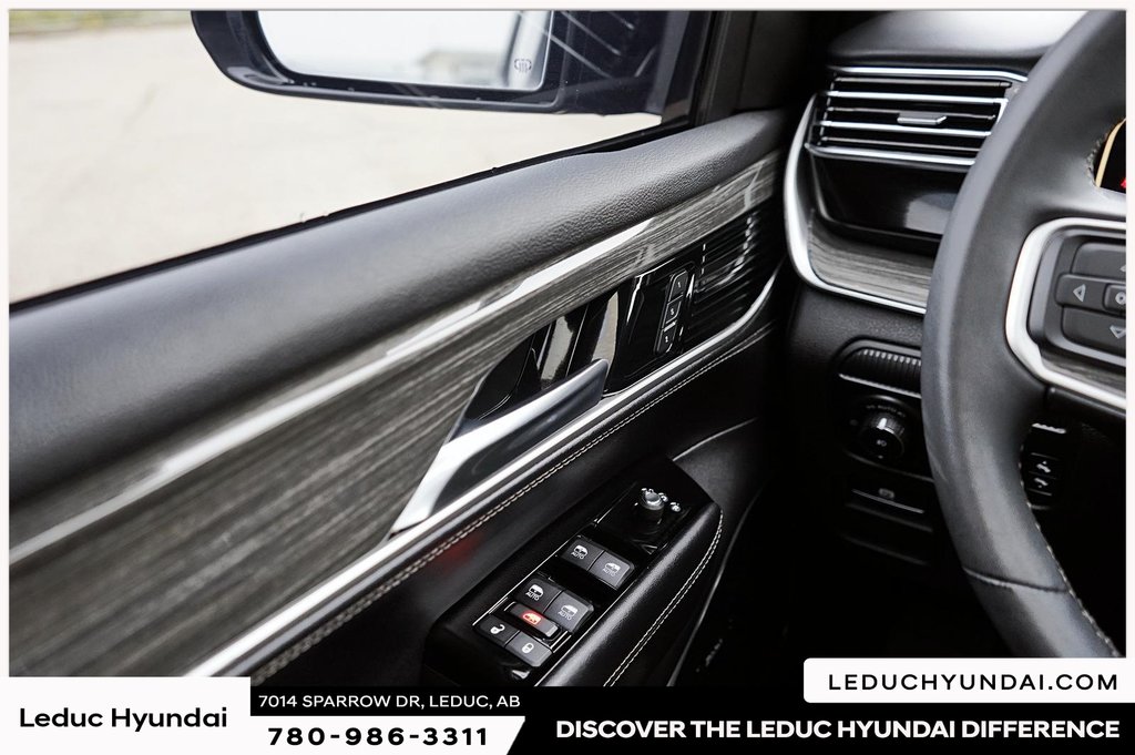 2022 Jeep WAGONEER Series III in Leduc, Alberta - 16 - w1024h768px