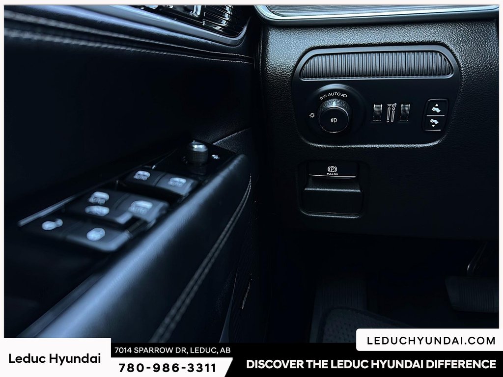 2023 Jeep Wagoneer Series III in Leduc, Alberta - 22 - w1024h768px