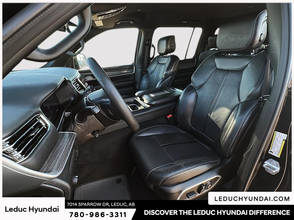 2023 Jeep Wagoneer Series III in Leduc, Alberta - 9 - w1024h768px