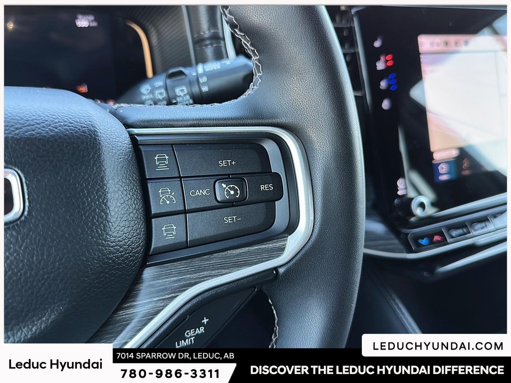 2023 Jeep Wagoneer Series III in Leduc, Alberta - 16 - w1024h768px