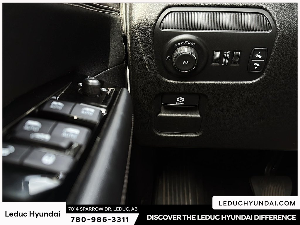 2024 Jeep Wagoneer Series II in Leduc, Alberta - 23 - w1024h768px