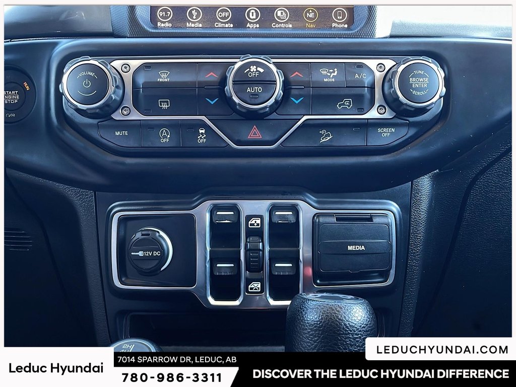 2019 Jeep Wrangler Unlimited Sahara in Leduc, Alberta - 25 - w1024h768px