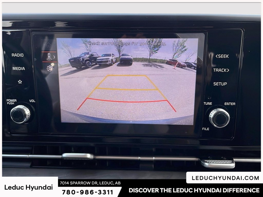 2024 Kia Carnival EX in Leduc, Alberta - 28 - w1024h768px