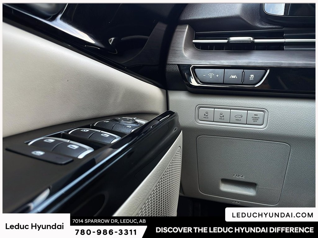 2024 Kia Carnival EX in Leduc, Alberta - 26 - w1024h768px