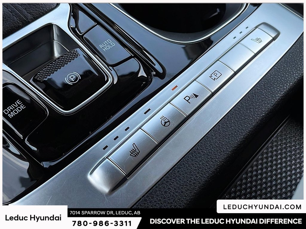 2024 Kia Carnival EX in Leduc, Alberta - 32 - w1024h768px