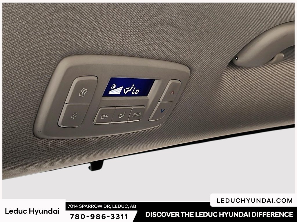 2024 Kia Carnival EX in Leduc, Alberta - 33 - w1024h768px