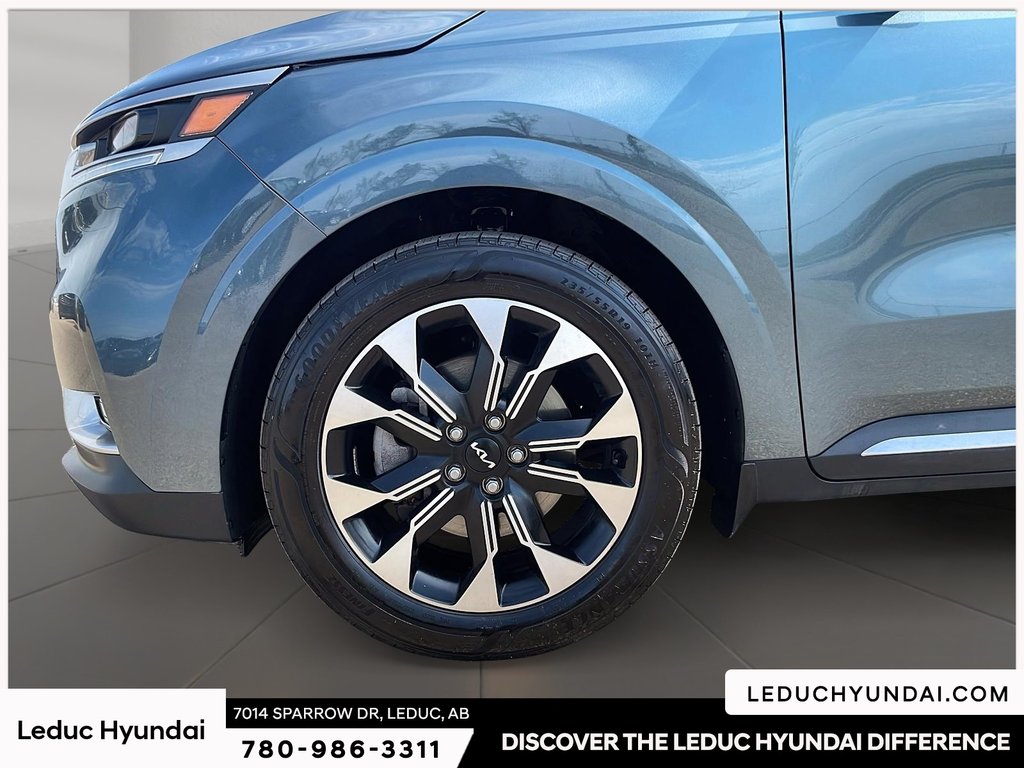 2024 Kia Carnival EX in Leduc, Alberta - 8 - w1024h768px
