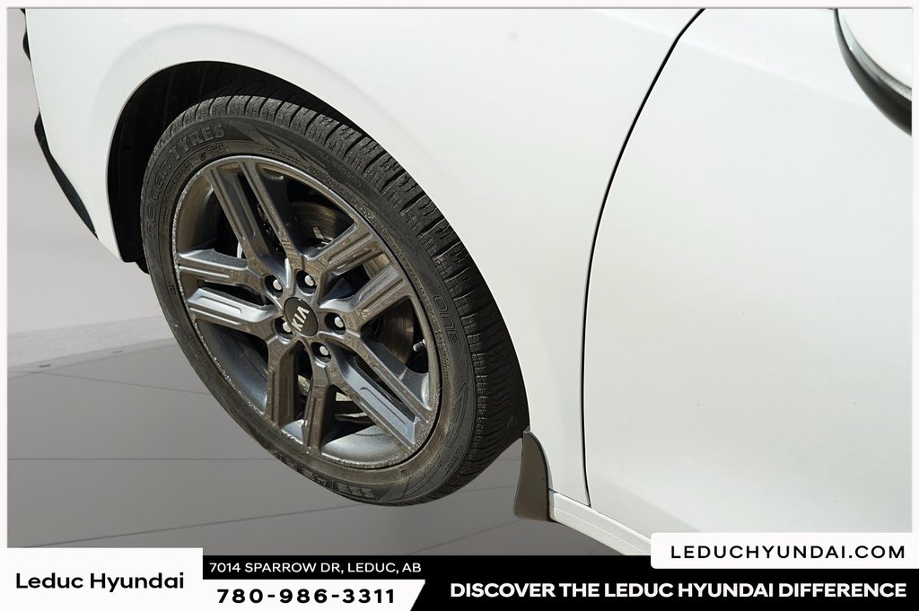 2021 Kia Forte EX in Leduc, Alberta - 8 - w1024h768px