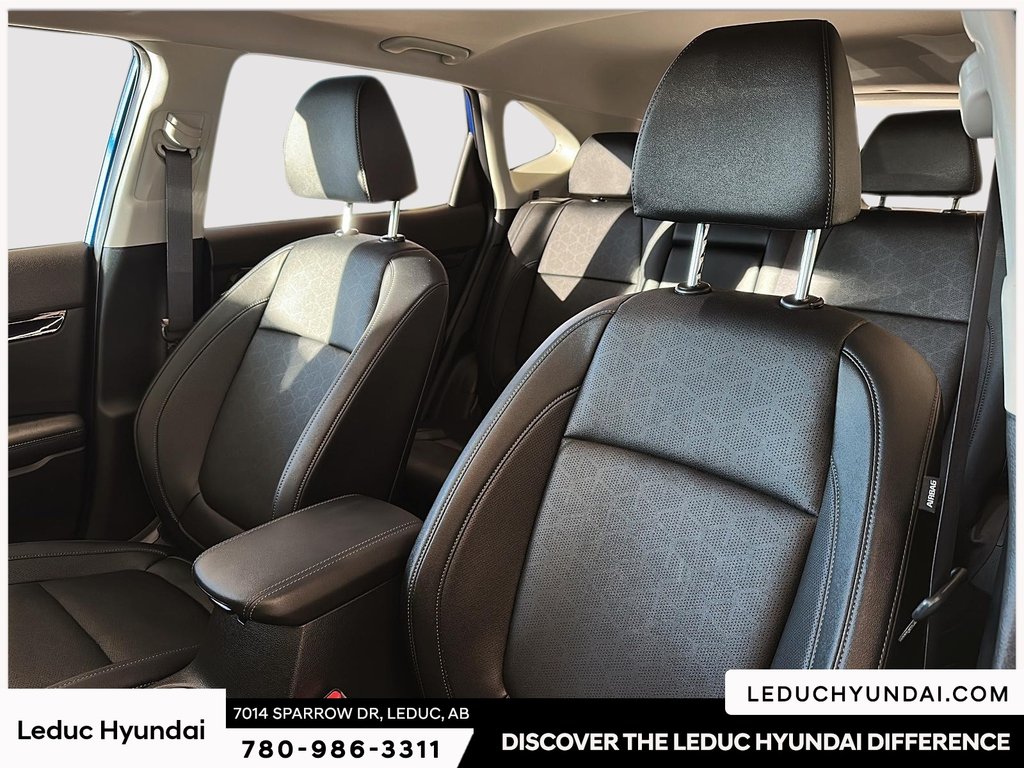 2025 Kia Seltos SX in Leduc, Alberta - 8 - w1024h768px