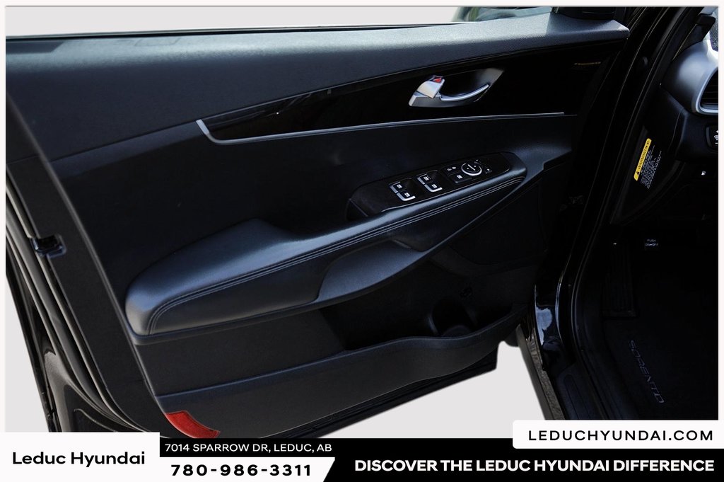 2017 Kia Sorento LX Turbo in Leduc, Alberta - 10 - w1024h768px