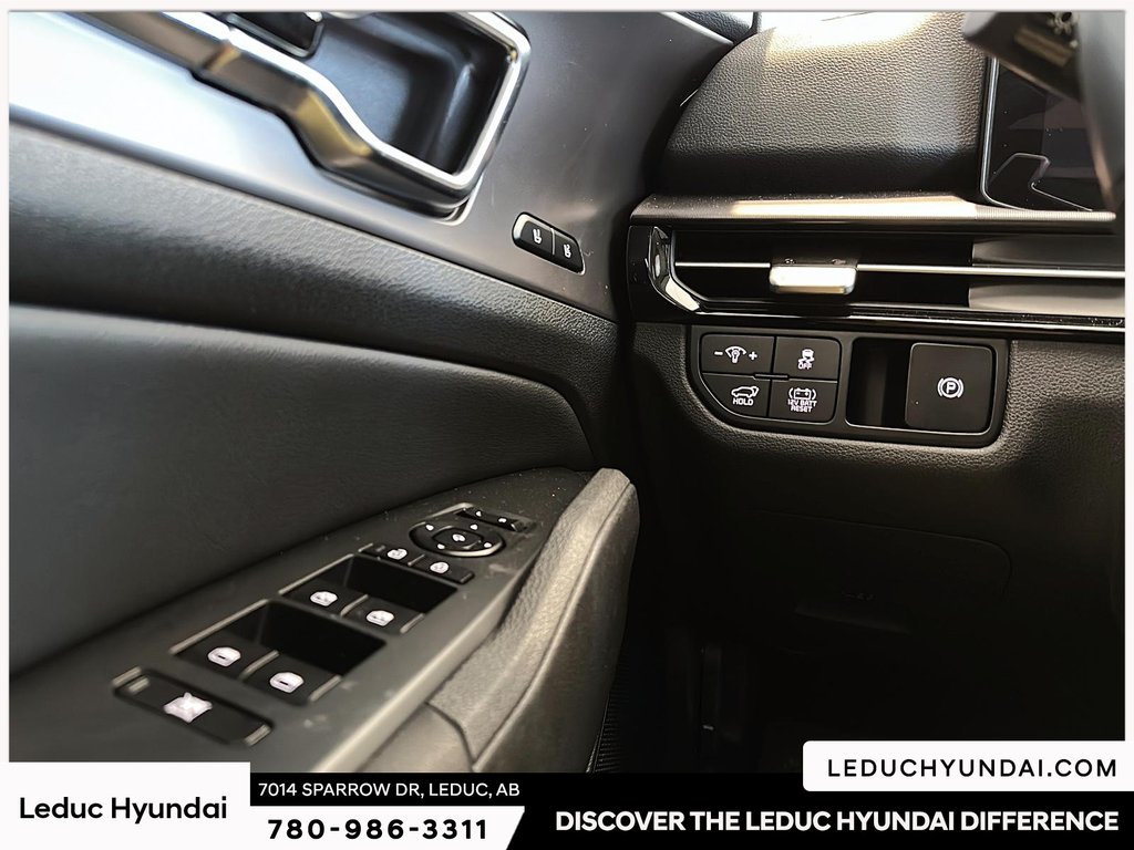 2026 Kia Sportage Hybrid SX in Leduc, Alberta - 23 - w1024h768px