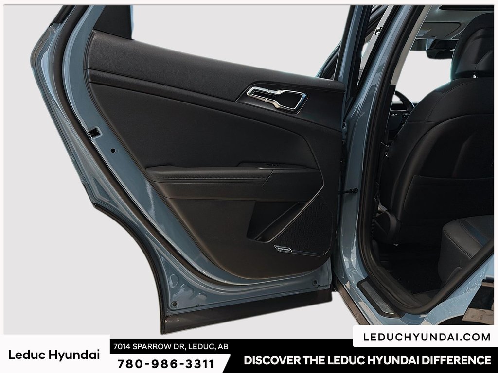 2026 Kia Sportage Hybrid SX in Leduc, Alberta - 14 - w1024h768px