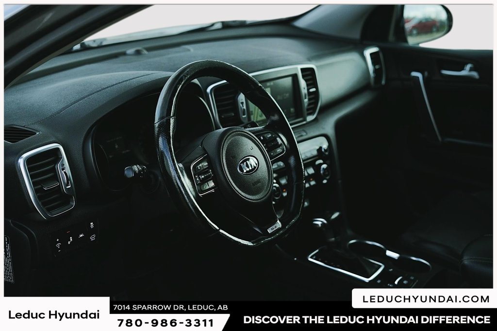 2018 Kia Sportage SX Turbo in Leduc, Alberta - 12 - w1024h768px