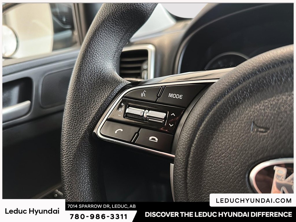 2020 Kia Sportage LX in Leduc, Alberta - 14 - w1024h768px