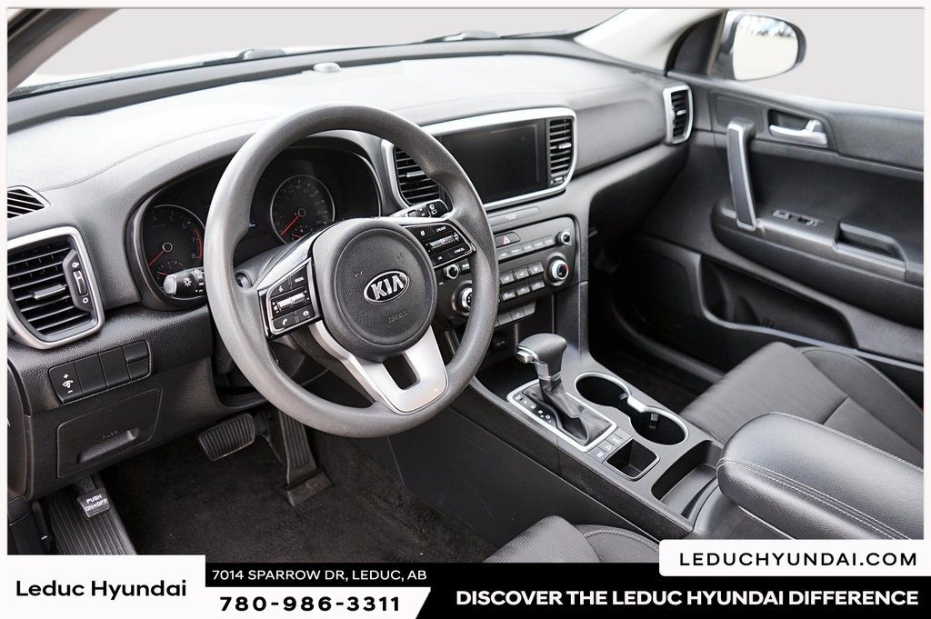 2021 Kia Sportage LX in Leduc, Alberta - 13 - w1024h768px