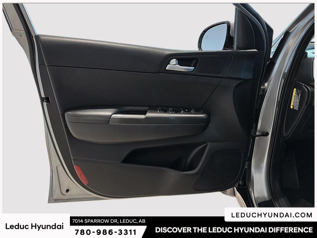 2022 Kia Sportage EX in Leduc, Alberta - 10 - w1024h768px