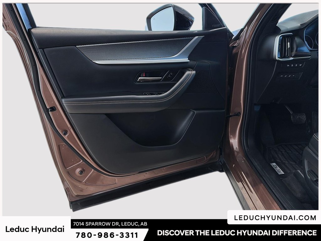 2025 Mazda CX-70 GT-P in Leduc, Alberta - 13 - w1024h768px