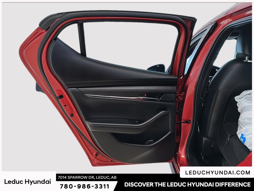 2022 Mazda 3 GS in Leduc, Alberta - 12 - w1024h768px