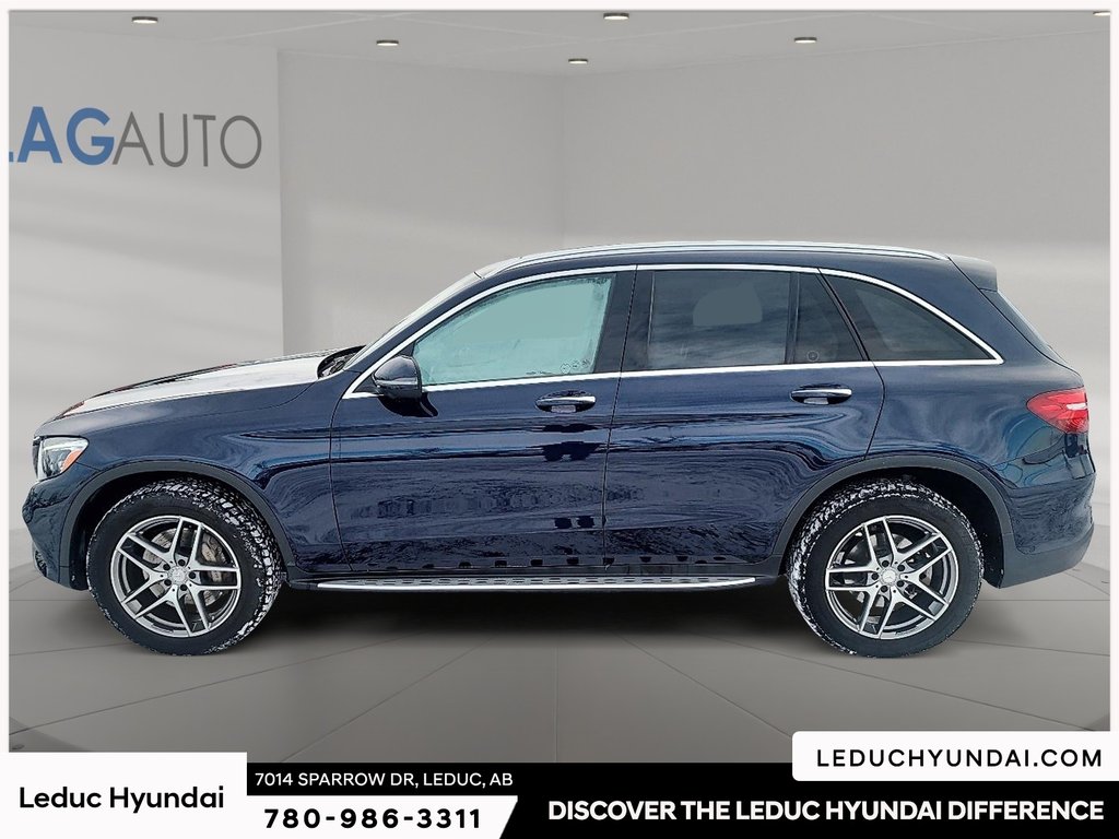 2016 Mercedes-Benz GLC 300 in Leduc, Alberta - 4 - w1024h768px