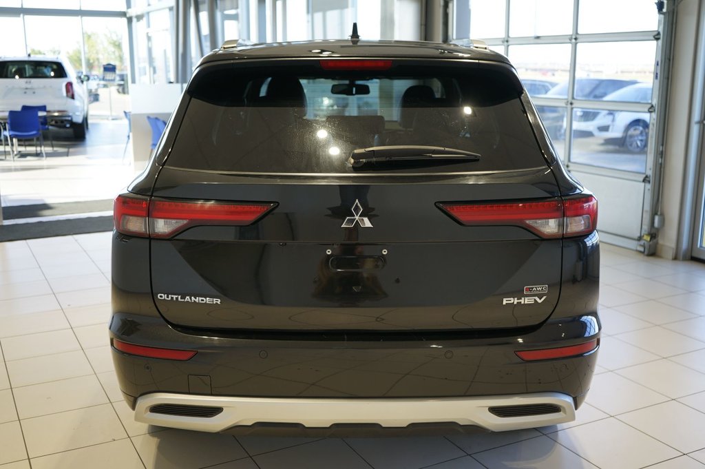 2023  OUTLANDER PHEV GT in Leduc, Alberta - 4 - w1024h768px