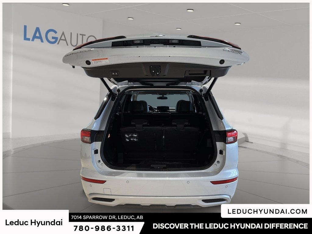 2024 Mitsubishi Outlander PHEV GT in Leduc, Alberta - 6 - w1024h768px