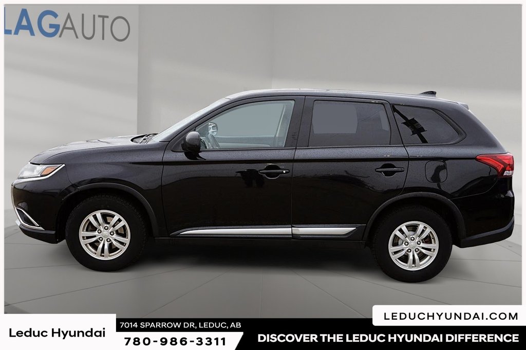 2017 Mitsubishi Outlander ES-2