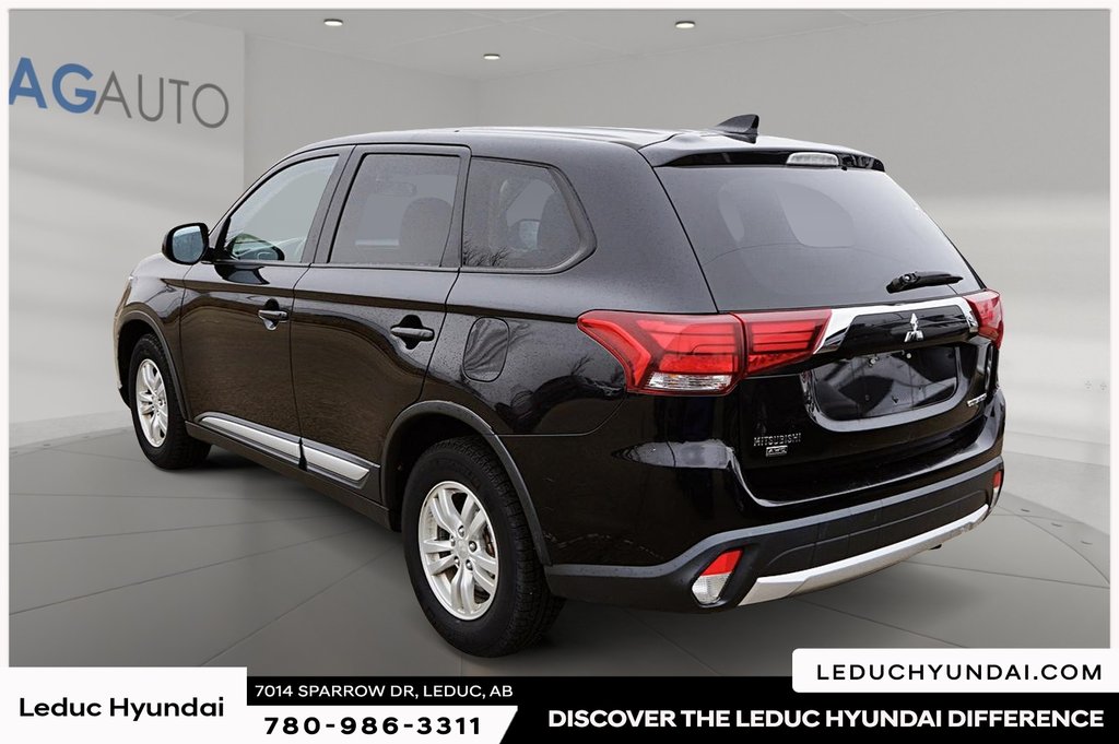 2017 Mitsubishi Outlander ES-3
