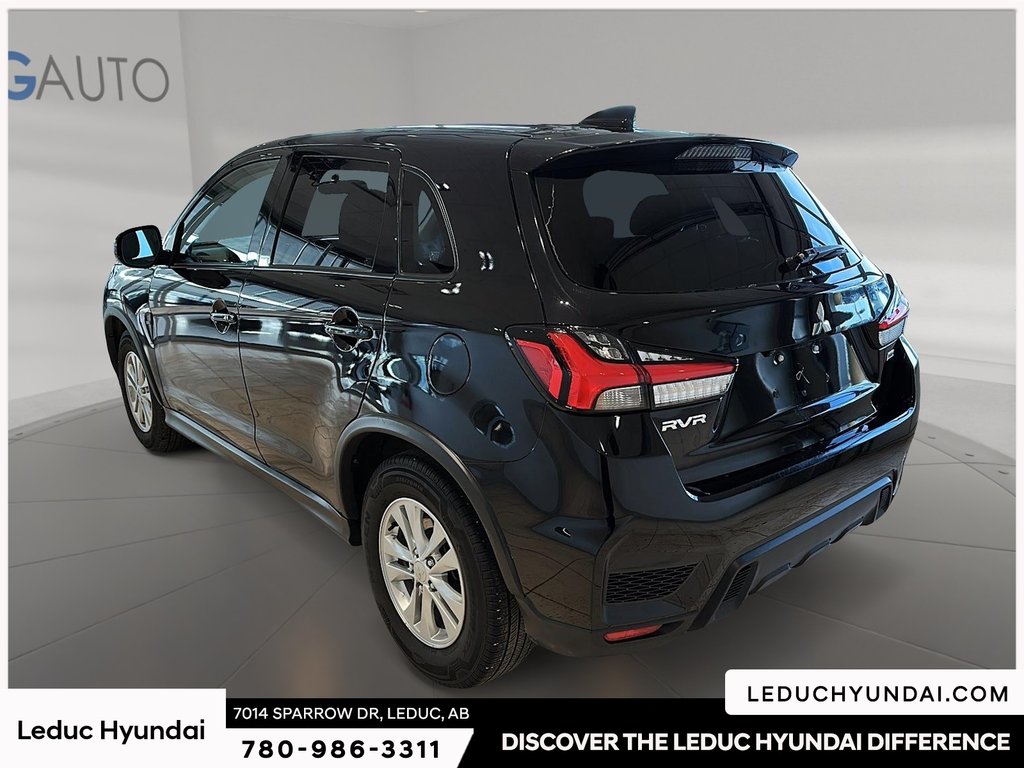 2021 Mitsubishi RVR SE-3