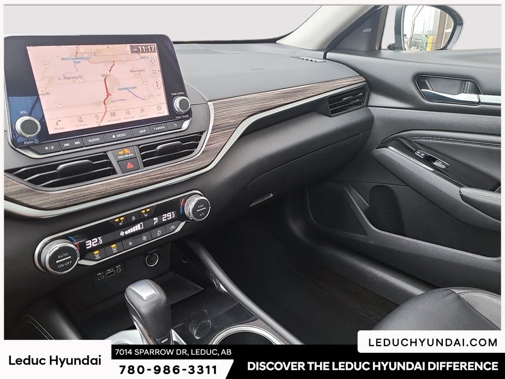 2022 Nissan Altima 2.5 Platinum in Leduc, Alberta - 13 - w1024h768px
