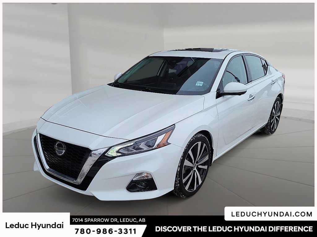 2022 Nissan Altima 2.5 Platinum in Leduc, Alberta - 1 - w1024h768px
