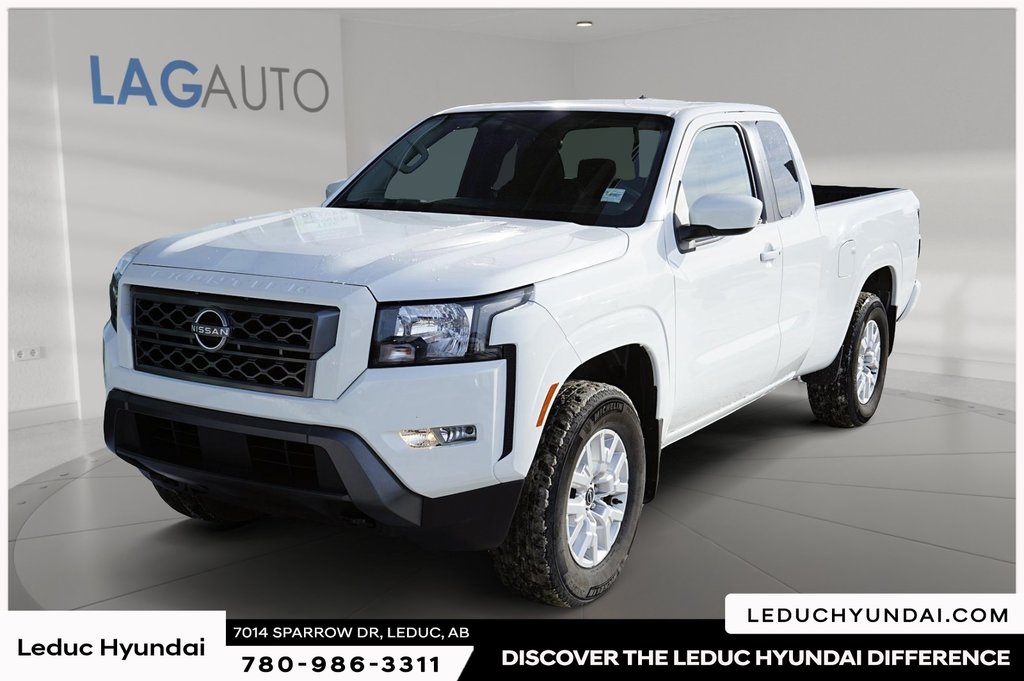 2023 Nissan Frontier SV in Leduc, Alberta - 1 - w1024h768px