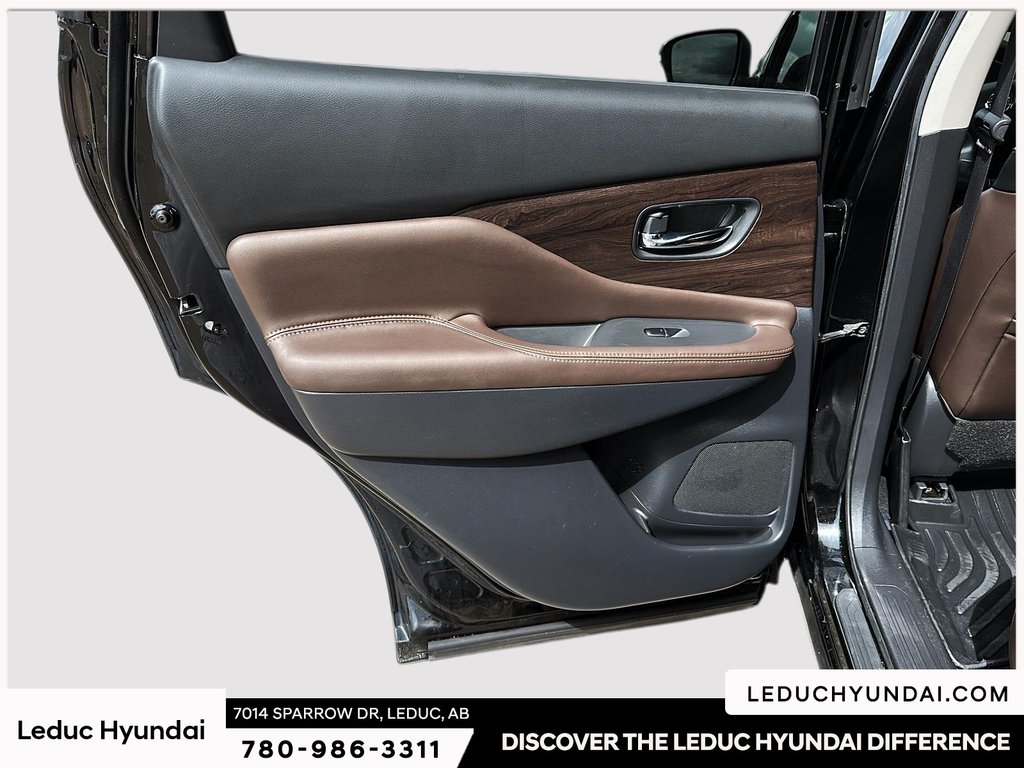 2021 Nissan Murano Platinum in Leduc, Alberta - 14 - w1024h768px