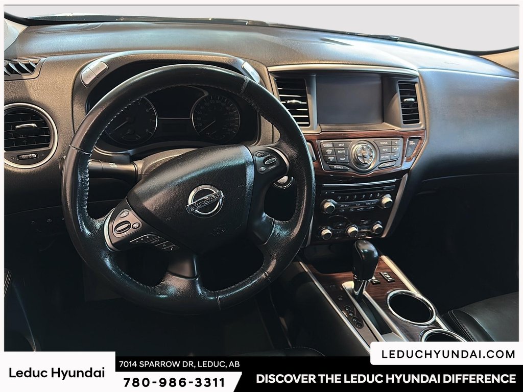 2015 Nissan Pathfinder SL in Leduc, Alberta - 16 - w1024h768px