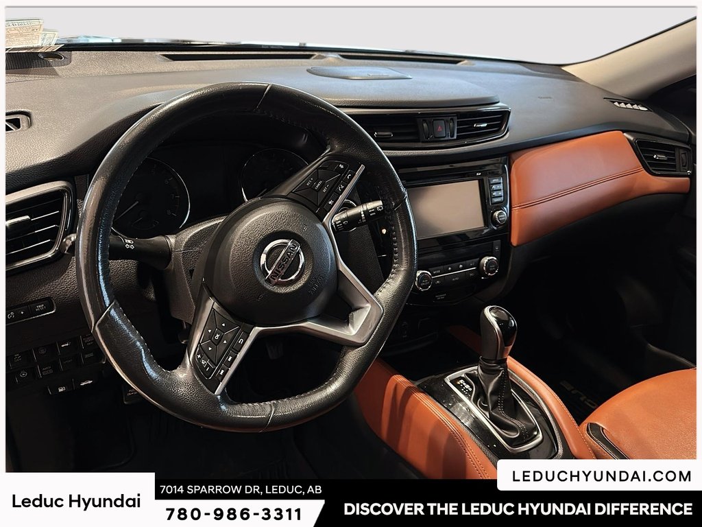 2017 Nissan Rogue SL in Leduc, Alberta - 12 - w1024h768px