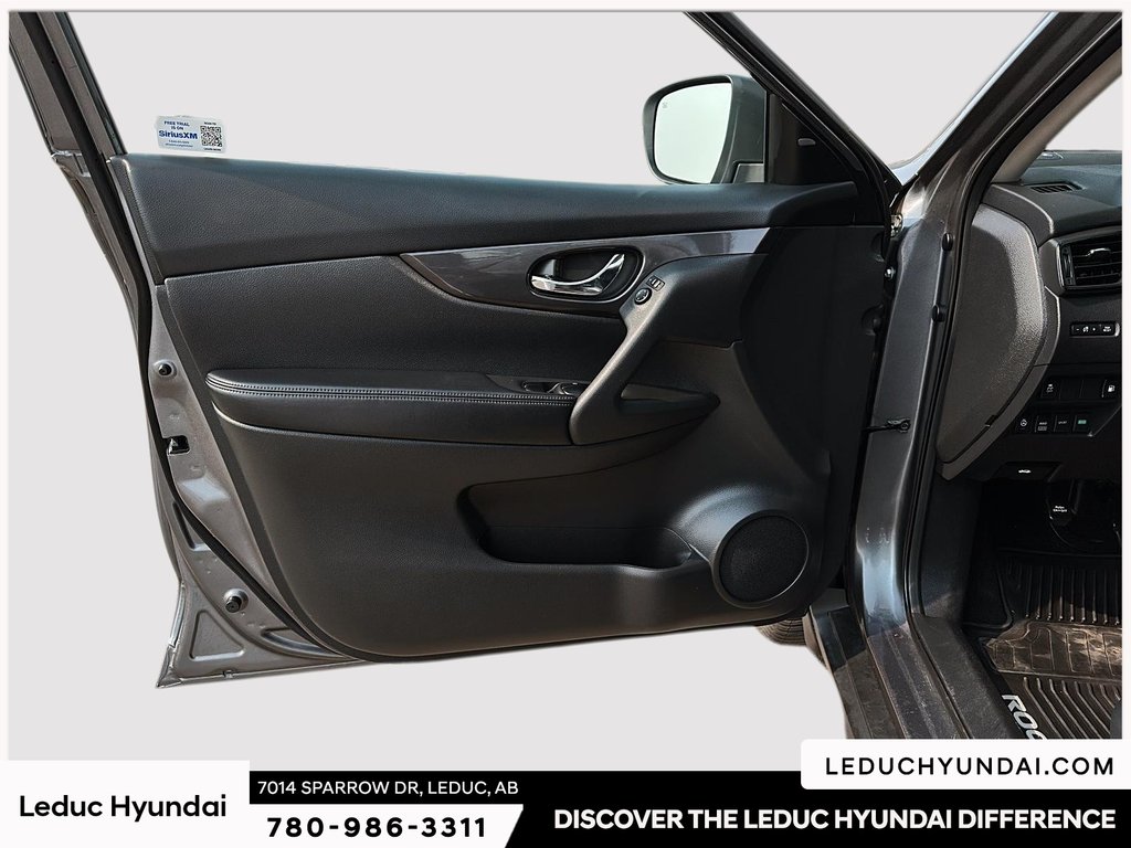 2019 Nissan Rogue S in Leduc, Alberta - 11 - w1024h768px