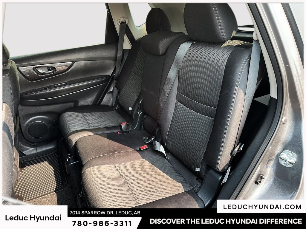2019 Nissan Rogue S in Leduc, Alberta - 9 - w1024h768px